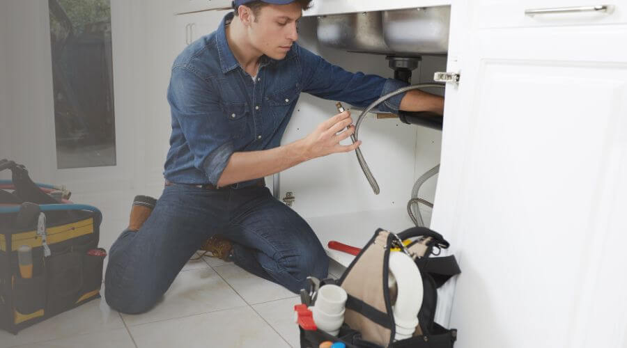 Emergency Leak Repair in Ennis, TX